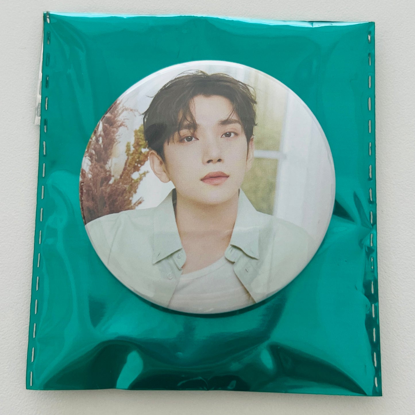 SEVENTEEN - 2025 Seventeen Cafe in China - Badge/Pin ver.1
