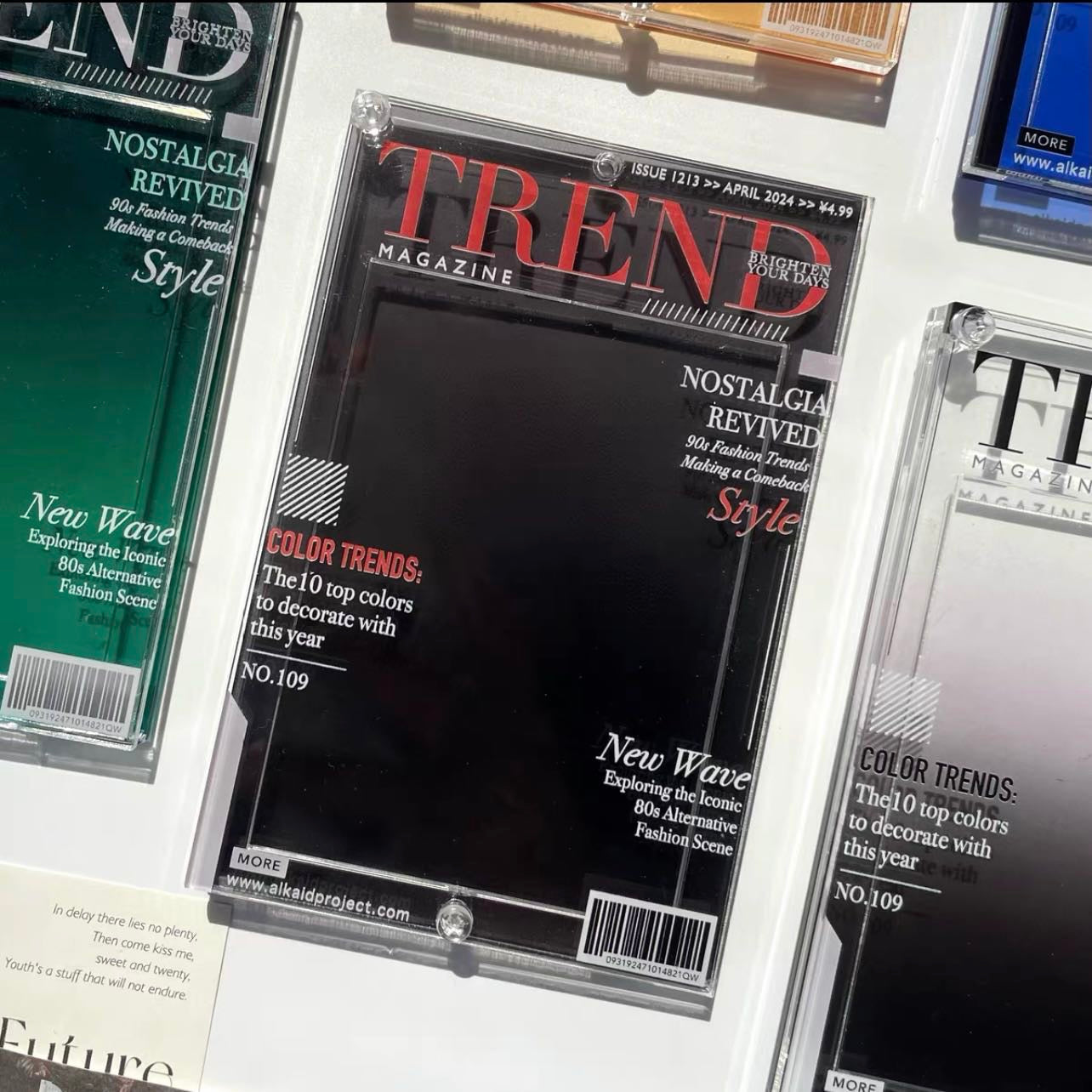 [TREND] Magazine - 3in Acrylic Photocard Polaroid Display Frame (Small)