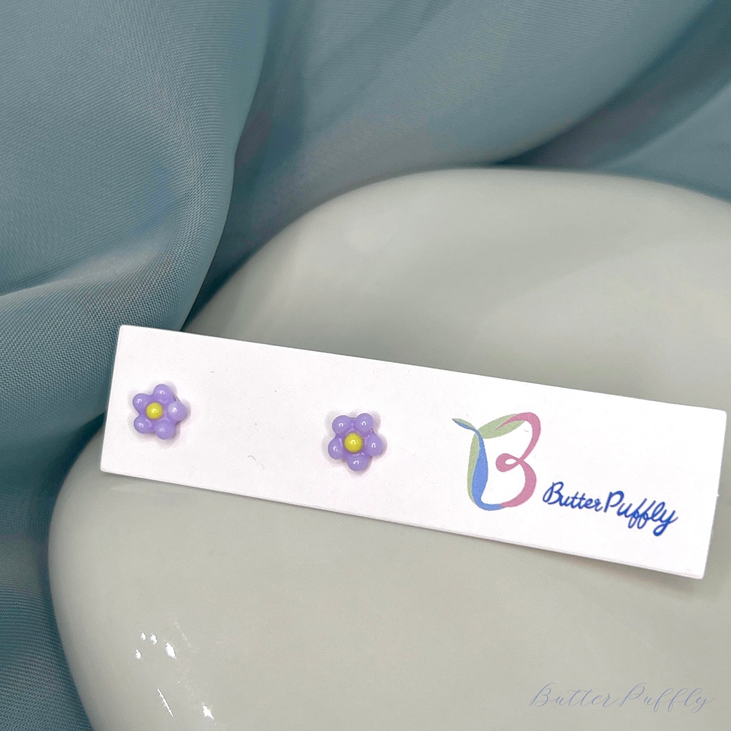 Small-Sized Purple Delicate Cute Girly Ceramic Ear Studs  (1 Pair)