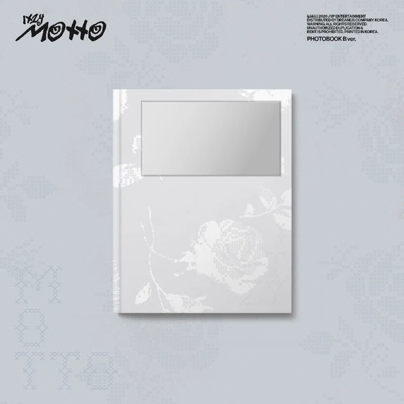 (Pre-order) ITZY - [Motto] (Photobook ver.)