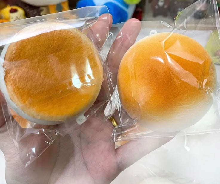 Large Mantou Bun Squishy (Random Colour)